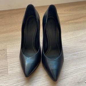 Kendall and Kylie Pumps